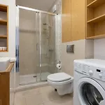 Διαμέρισμα Center Strzelecka By Renters *