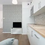 Apartment Center Strzelecka By Renters *