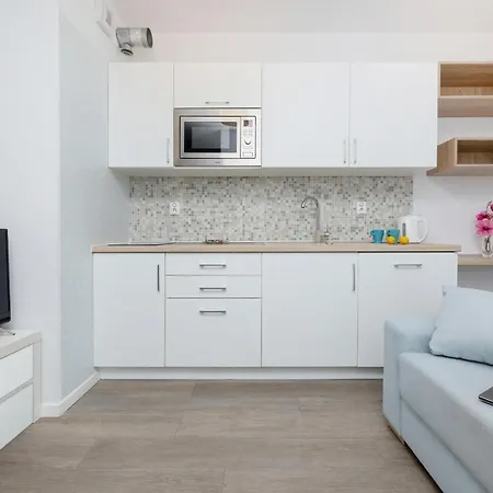 شقة Center Strzelecka By Renters بوزنان
